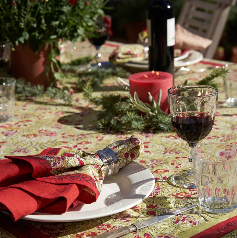 French Tablecloth Winter Garden Wreath Red & Green