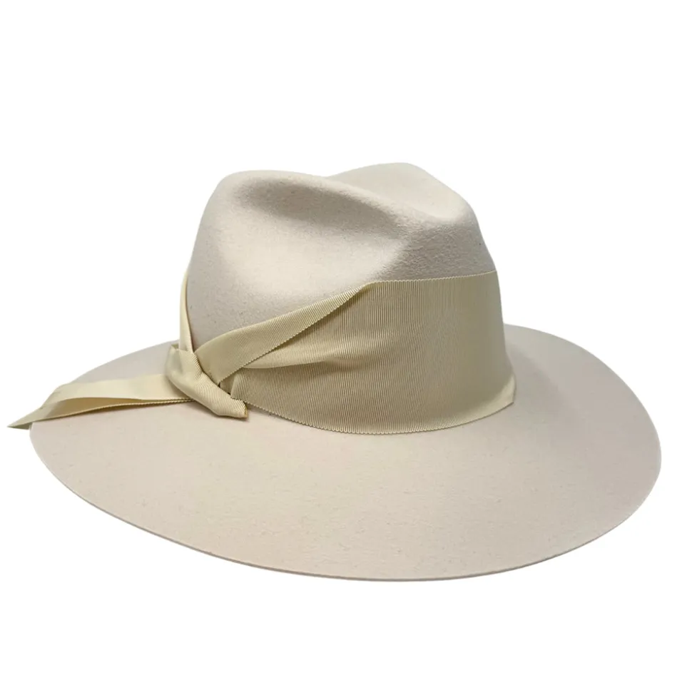 Gardenia in Ivory