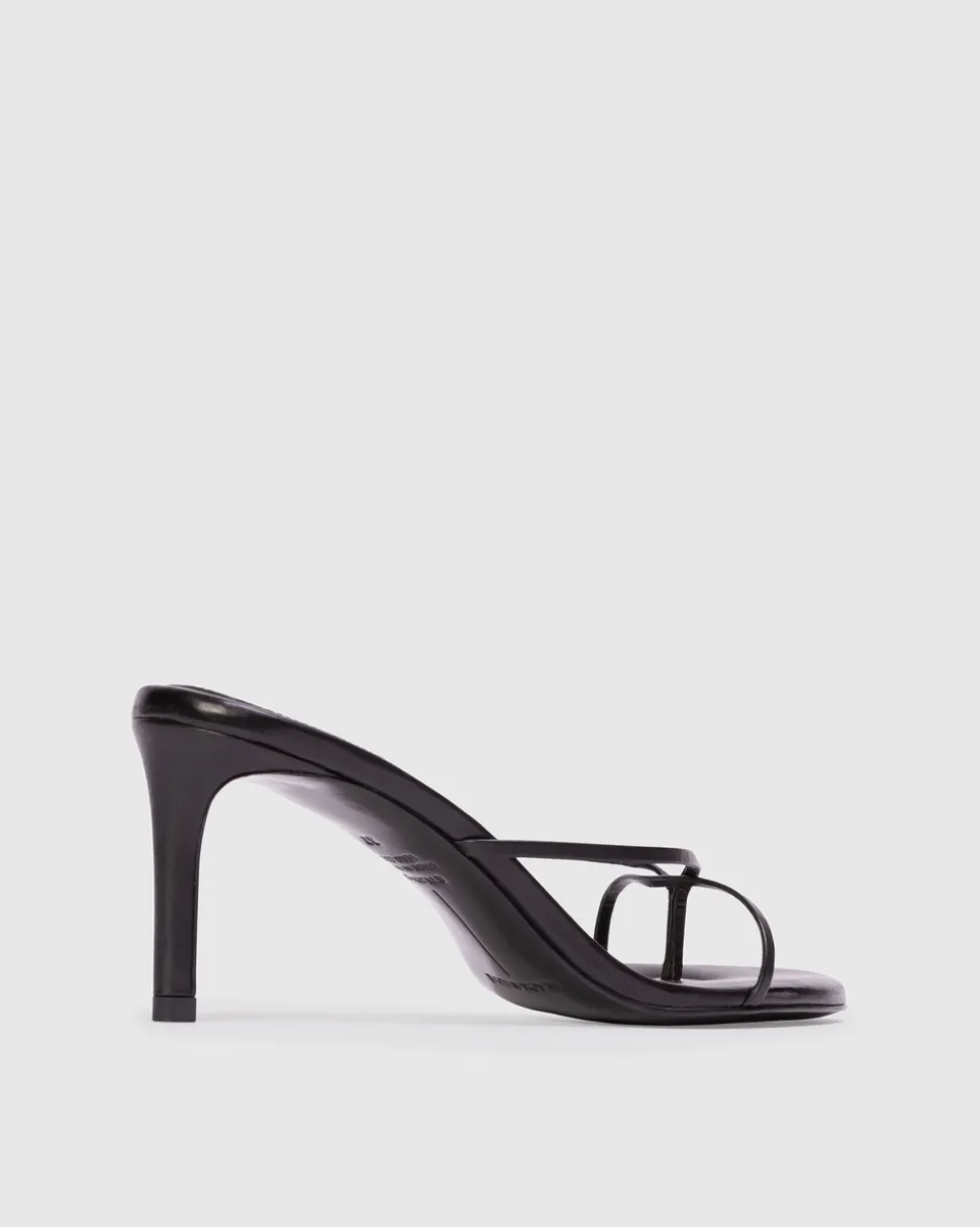 Gem 65 in Black Leather