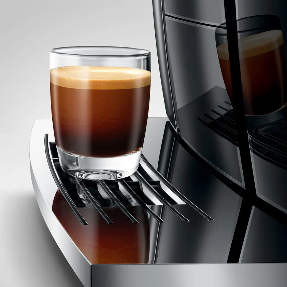 Giga 10 Fully Automatic Coffee Machine in Diamond Black
