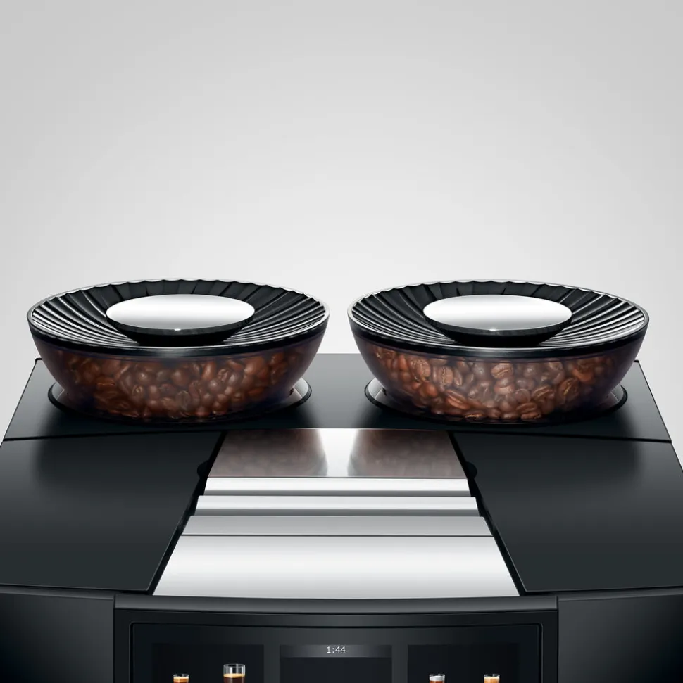 Giga 10 Fully Automatic Coffee Machine in Diamond Black