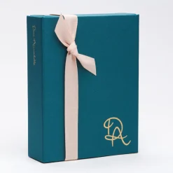 Goldie Place Card Holder