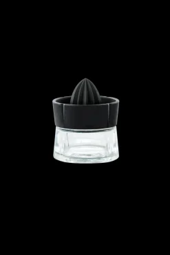 Grand Cru Juice Strainer in Black