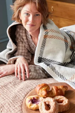 Griffin Plaid Blanket