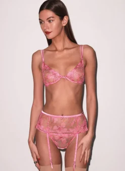 Harper Embroidery V-String in Pink Cadillac