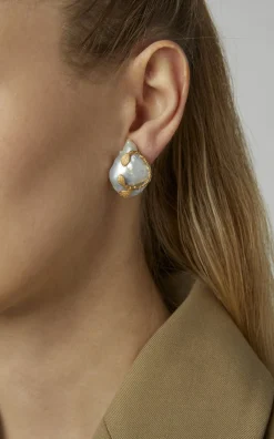 Hedera Pearl Clip Earrings