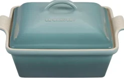Heritage Covered Square Casserole in Sea Salt