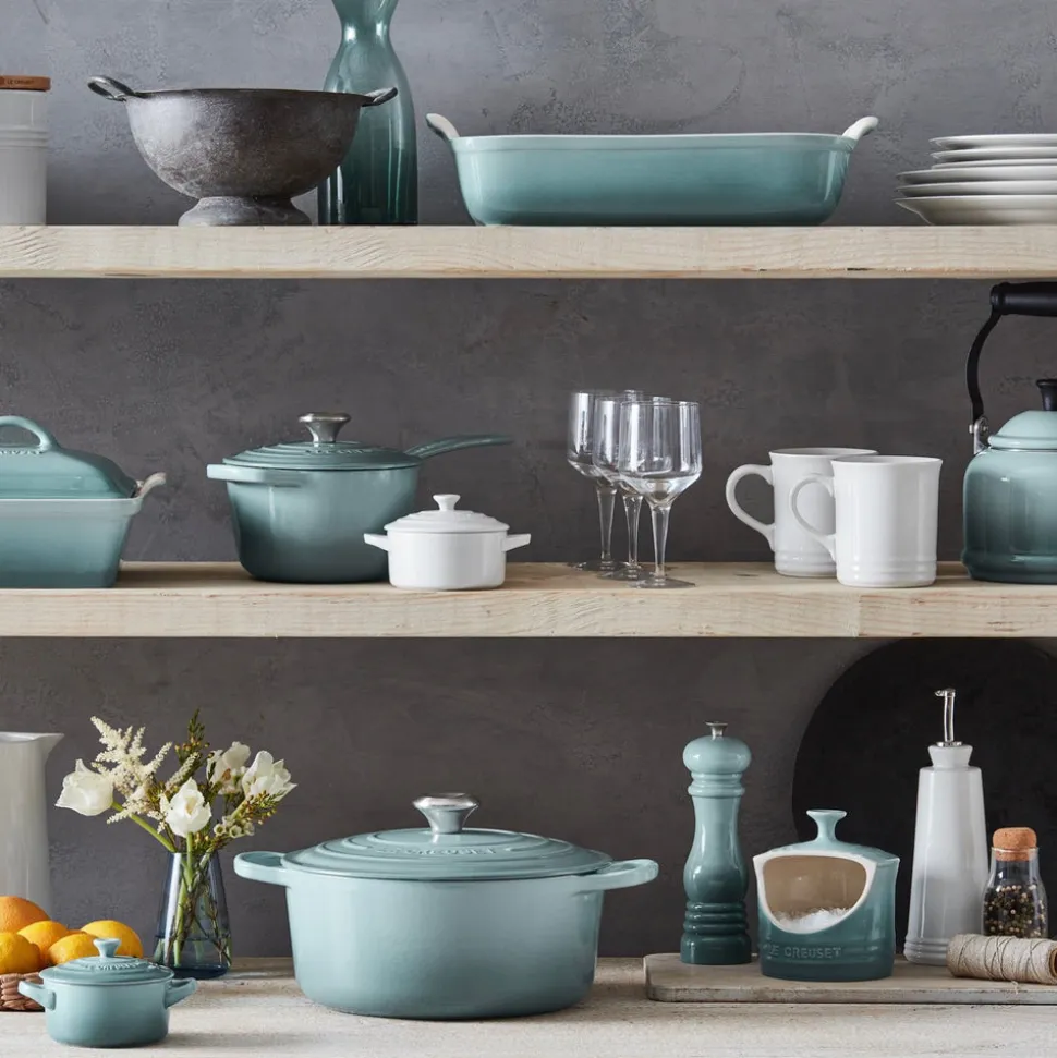 Heritage Covered Square Casserole in Sea Salt