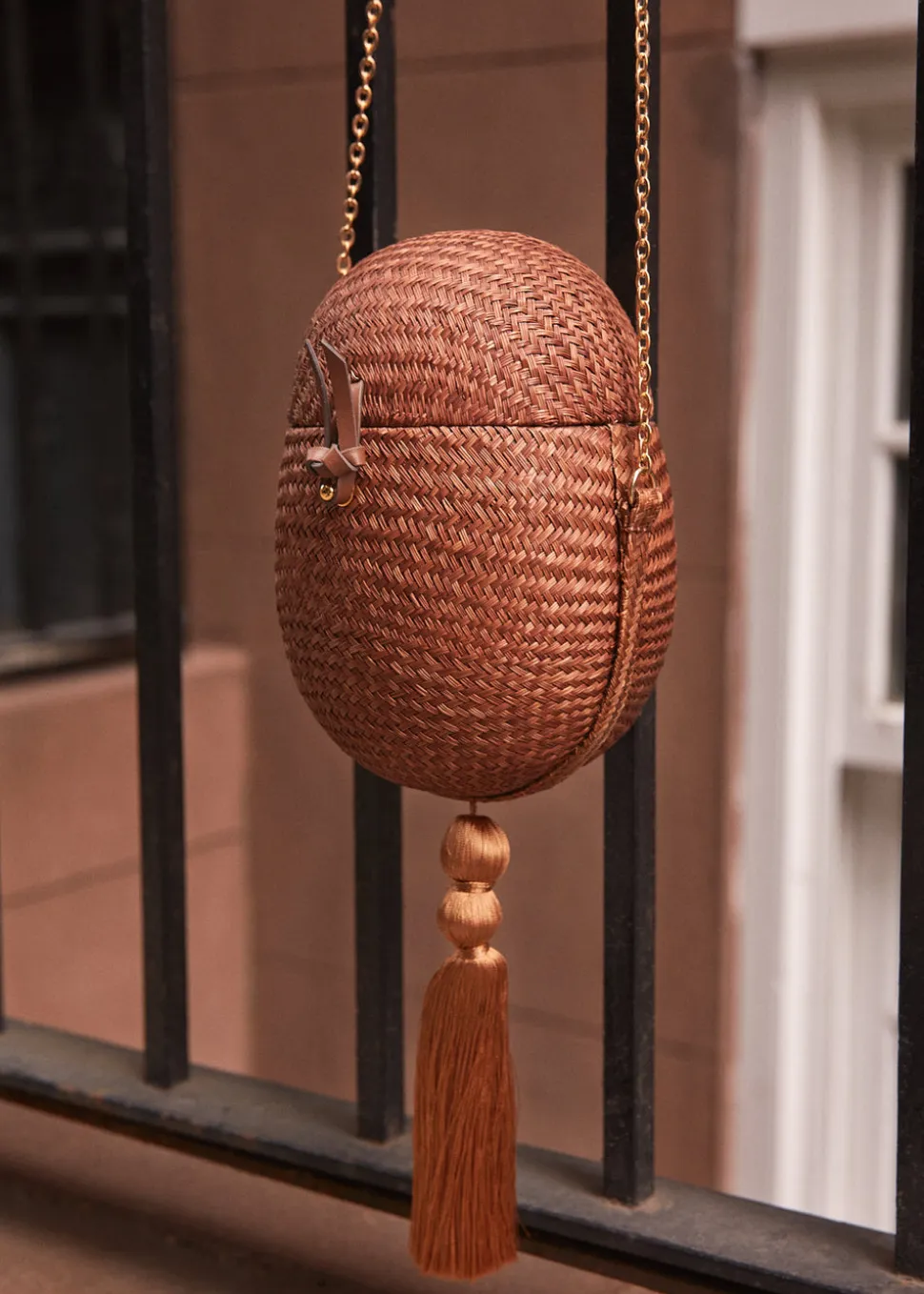 Itza Straw Egg Clutch Bag