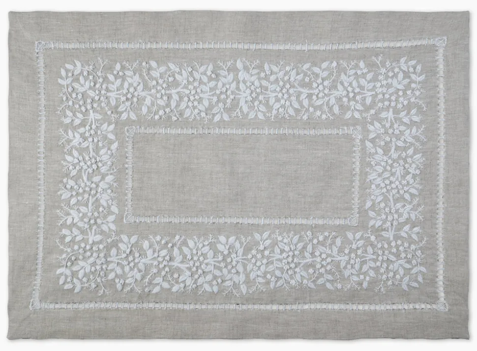 Jardin Classic Linen Placemat in Six Colors