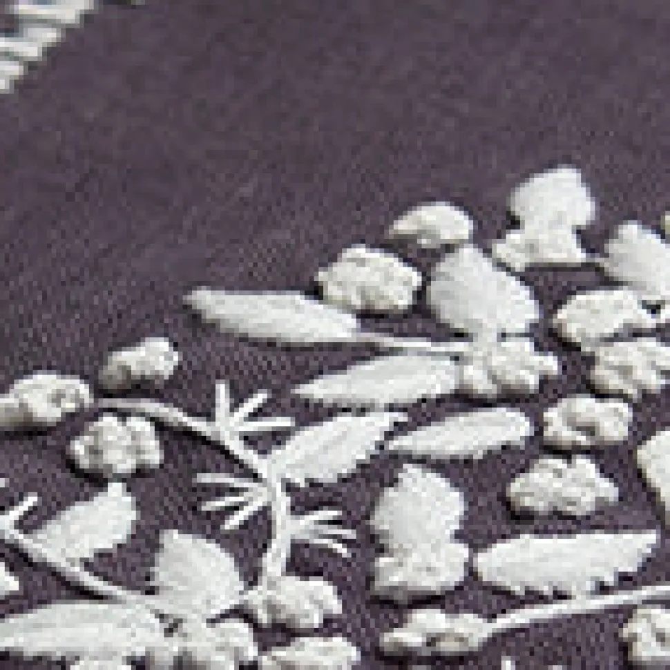 Jardin Classic Tablecloth in Italian Linen in Six Colors