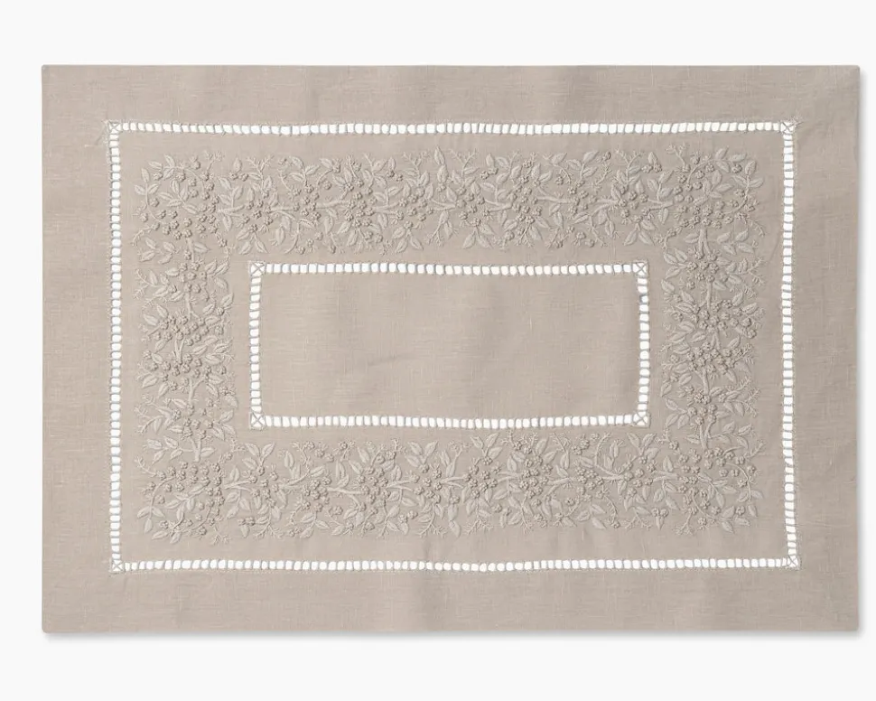 Jardin Monochrome Placemat in Six Colors