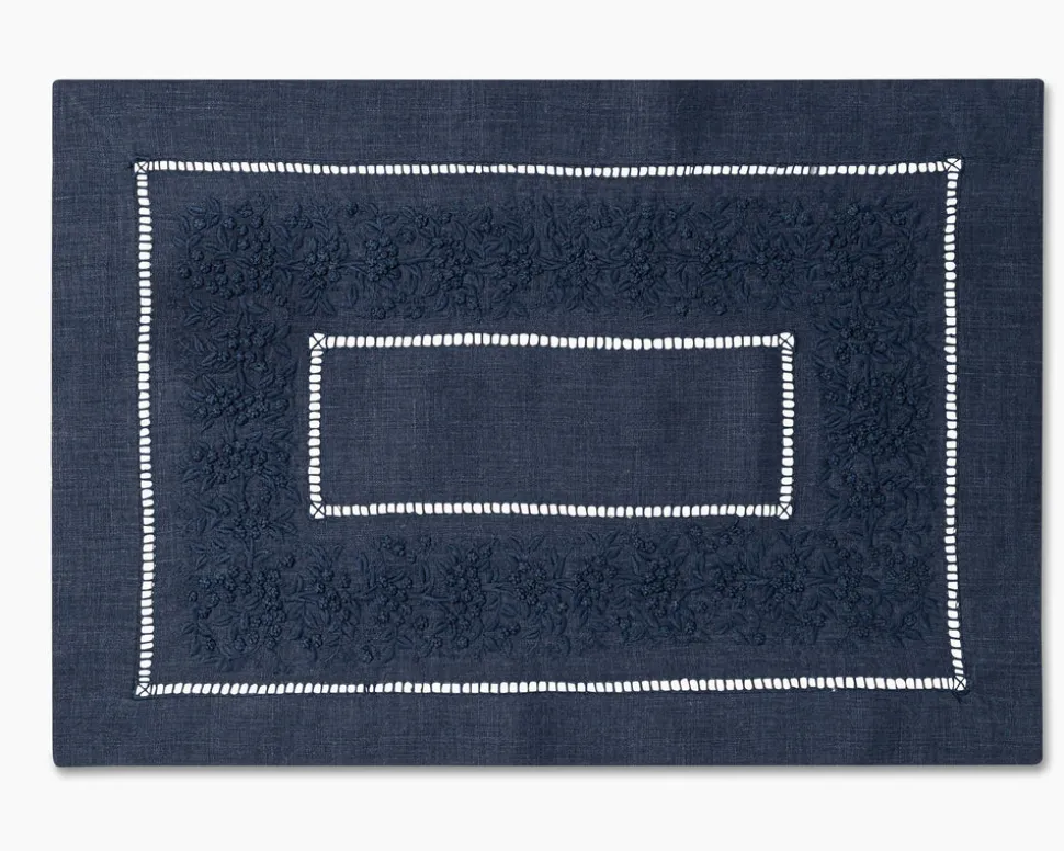 Jardin Monochrome Placemat in Six Colors
