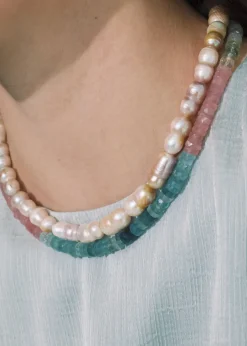Lilah Necklace in Pearl