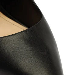 Lou Leather Pump