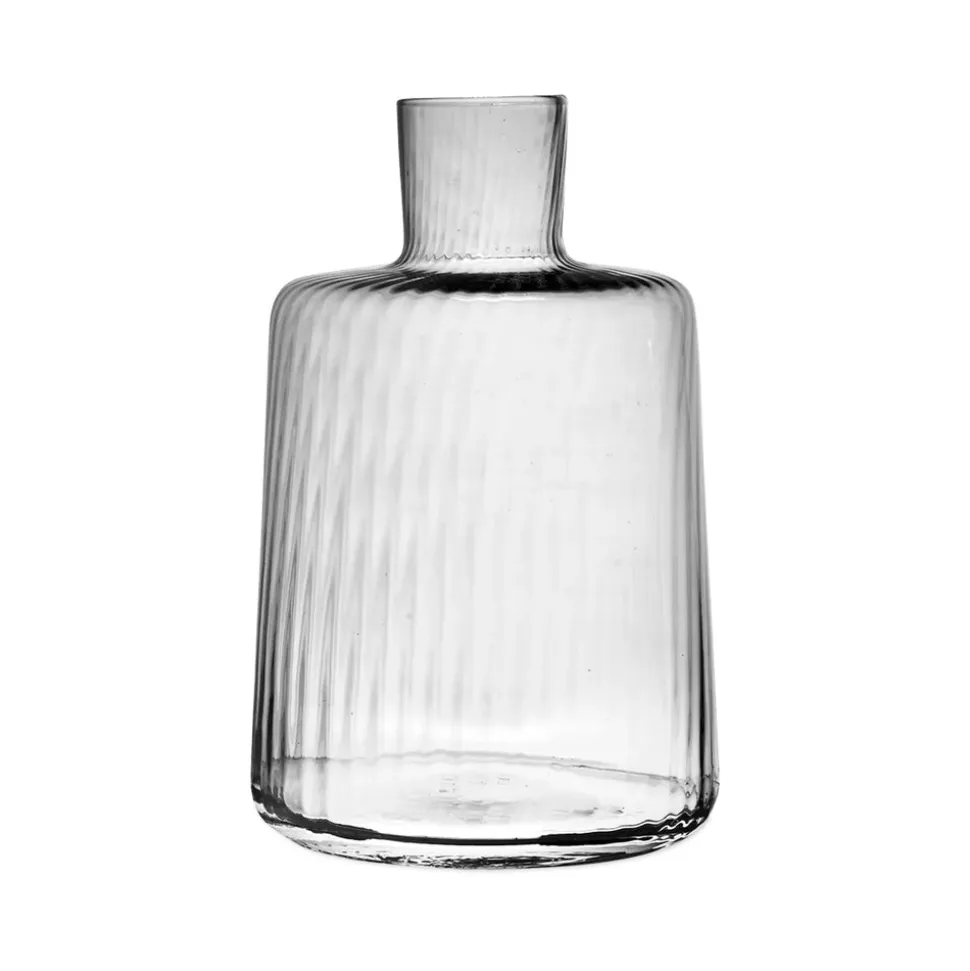 Low Carafe Pleat