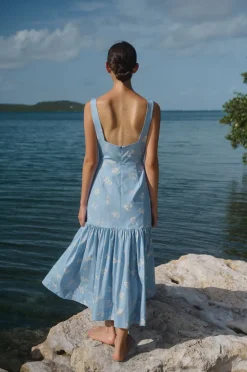 Low-Back Dress in Blue Mini Bouquet