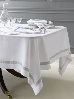 Lowell Tablecloth
