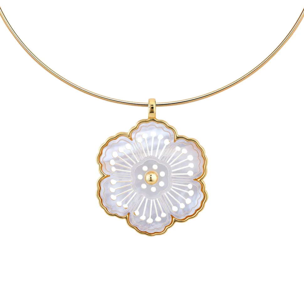 Marguerite Pendant & Neck Wire