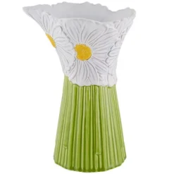 Maria Flor Pitcher