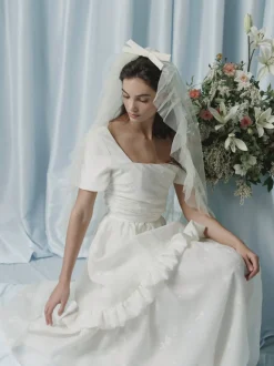 Marina Cream Blusher Veil