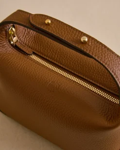Mason 17 in Tumbled Grain Acorn