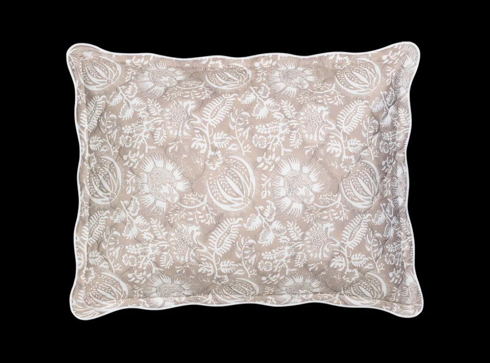 Matouk Schumacher Granada Collection