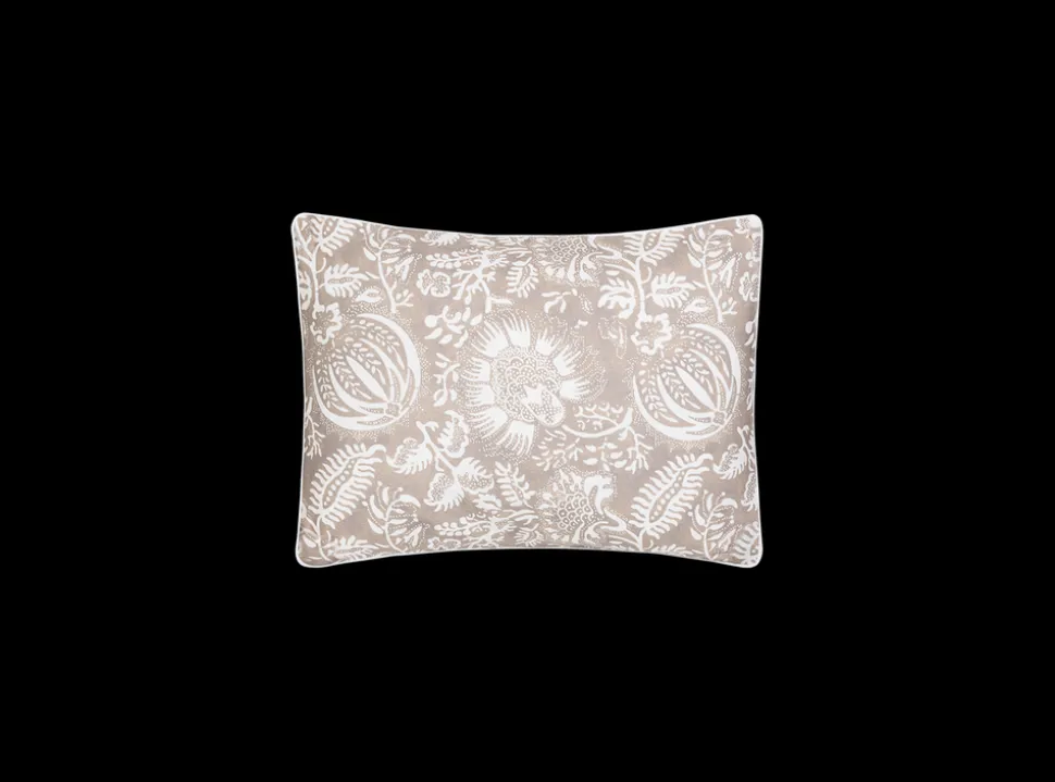 Matouk Schumacher Granada Collection