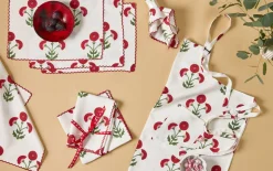 Matouk Schumacher Linen Apron in Gisele Scarlet