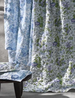 Matouk Schumacher Pomegranate Linen Collection