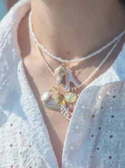 Medium Scallop Shell Charm in Multi
