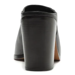 Mikki Mule Leather Pump in Black