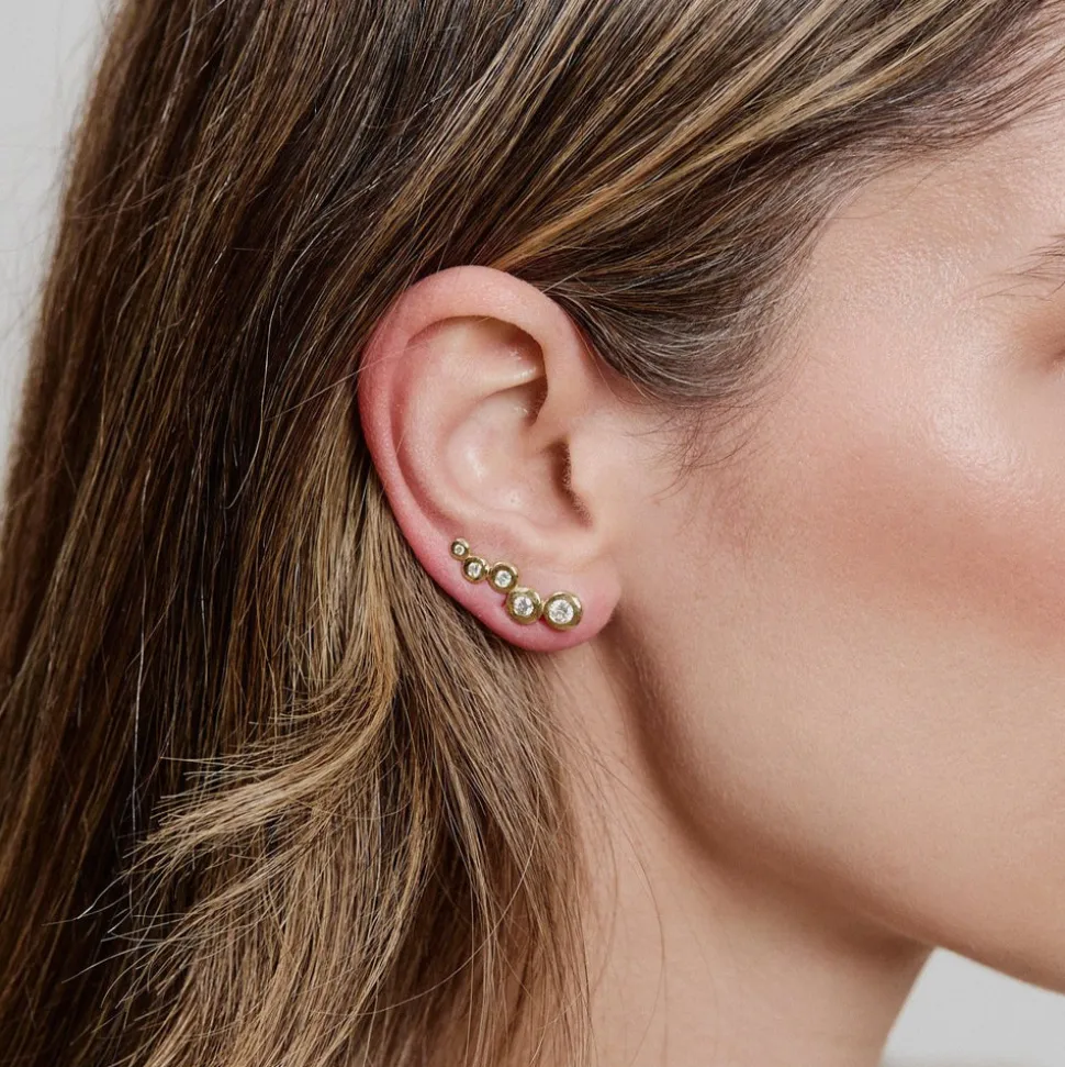 Nesting Gem Ear Crawler
