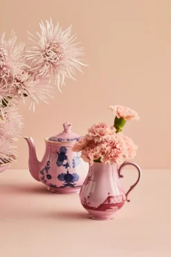 Oriente Italiano Milk Jug in Azalea