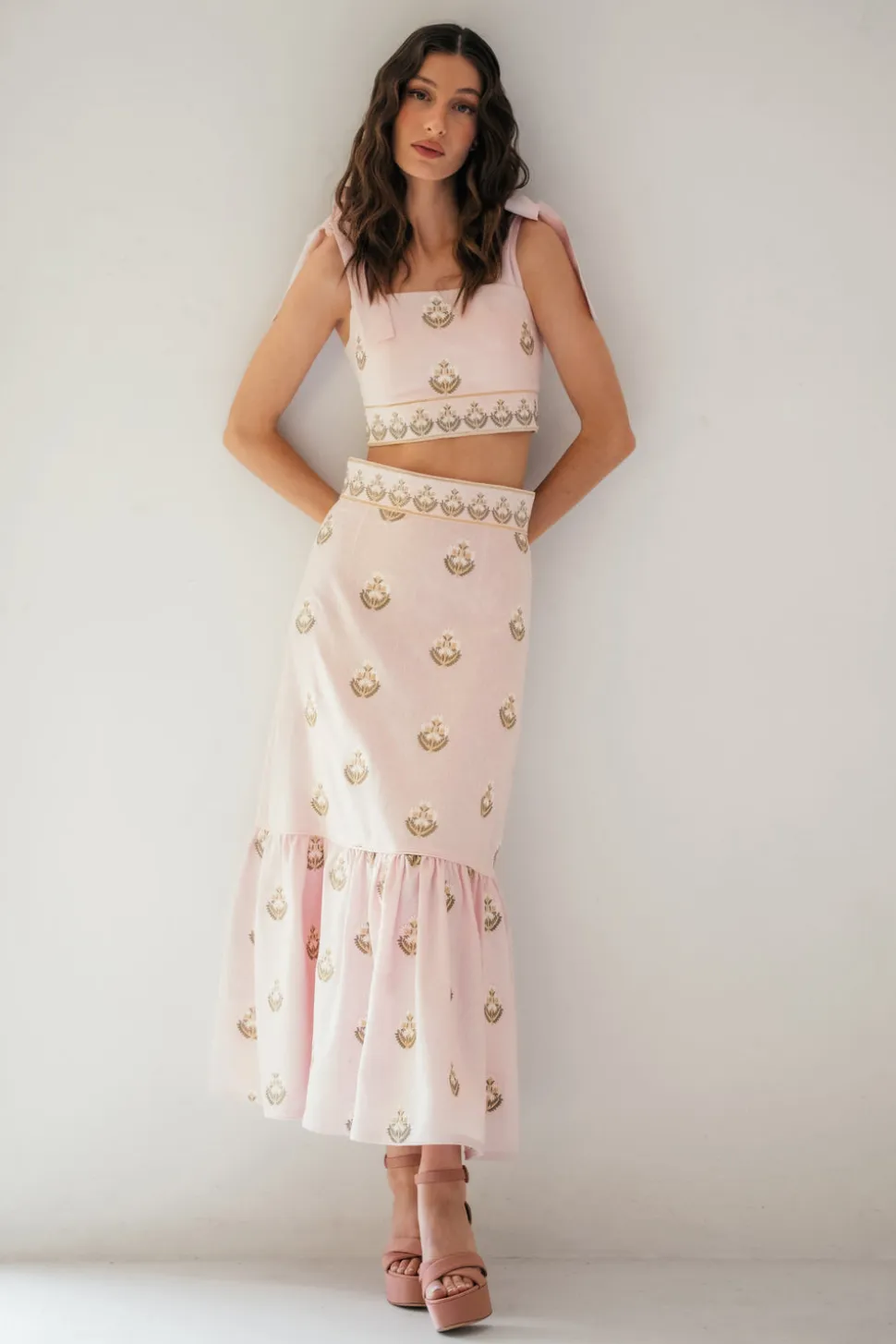 OTM Exclusive: Begum Set in Pink & White