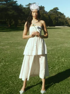 OTM Exclusive: Daisy Dress in Pearly White
