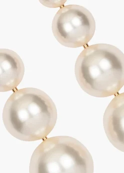 Palma Earrings in Pearl