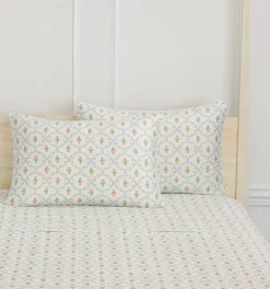 Pastel Trellis Pillowcase Set