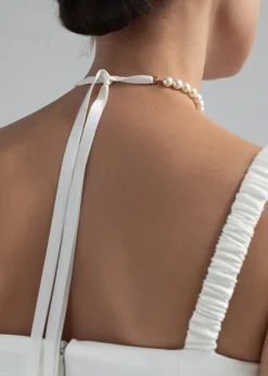 Pearl Ribbon Tie in Cream Pearl