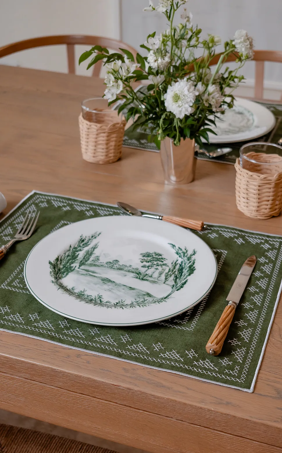 Pedralbes Placemats in Olive, Set of 4