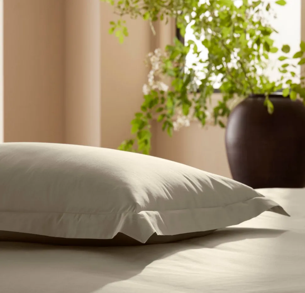 Percale Hemmed Duvet Set in Oak