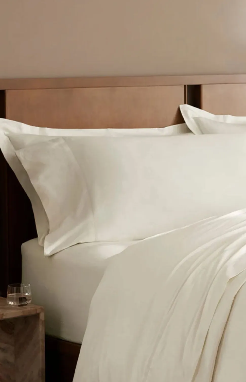 Percale Hemmed Pillowcase Set in Cream
