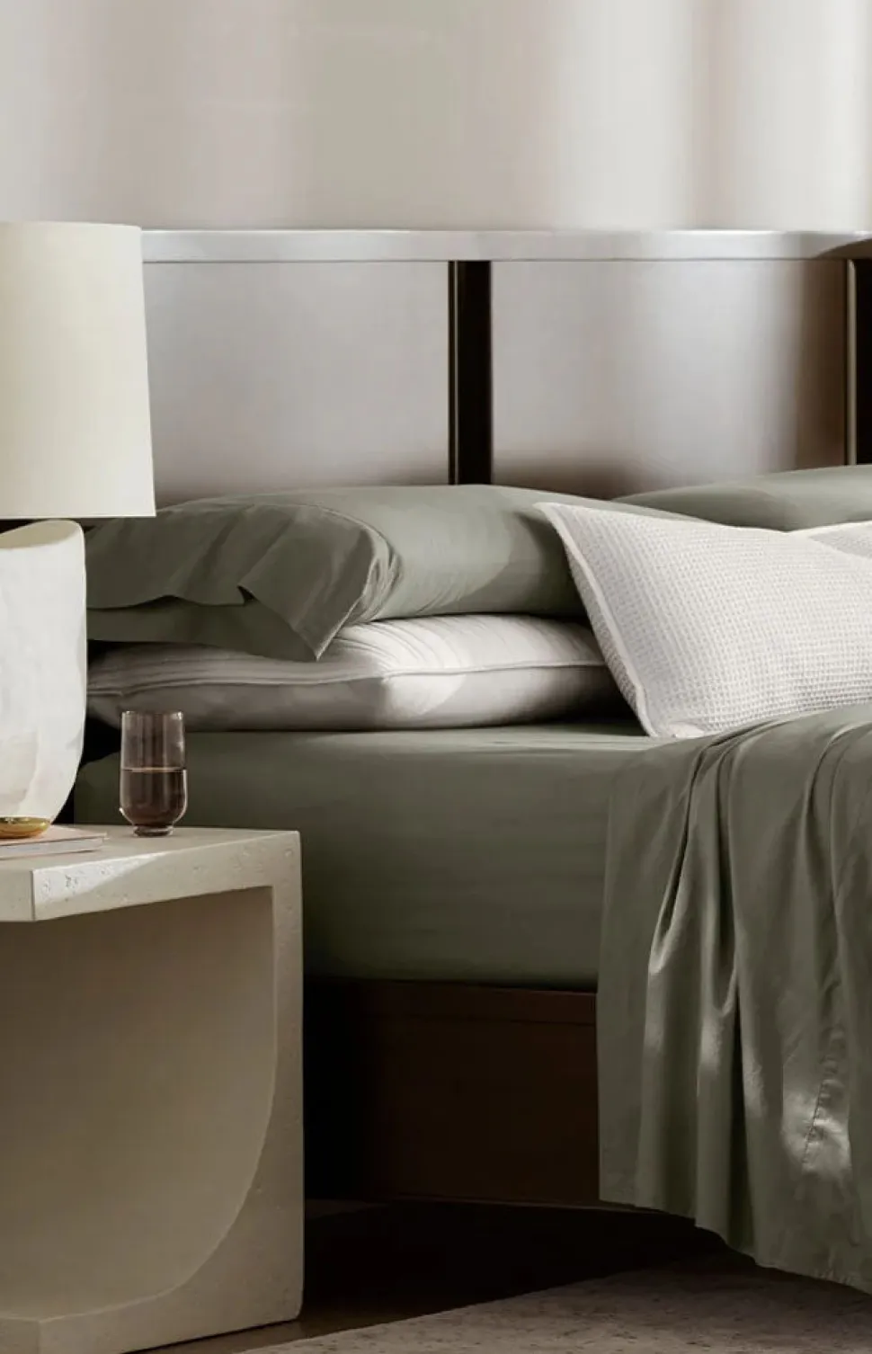 Percale Hemmed Pillowcase Set in Juniper