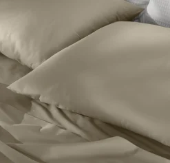 Percale Hemmed Pillowcase Set in Oak