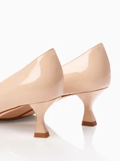 Perfect Kitten Pump 50 in Light Sand Patent