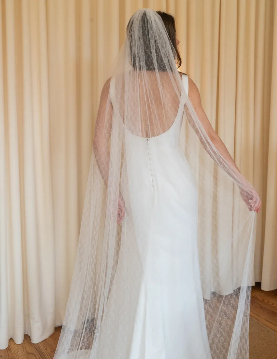 Petit Floral Lace Veil