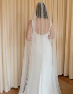 Petit Floral Lace Veil