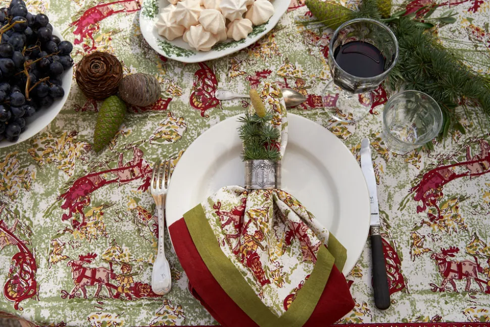 Renne Reindeer Napkins in Red & Green, Set of 6