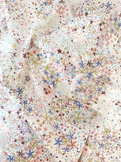 Reversible Scalloped Placemat Made With Liberty Fabric in Mitsi Valeria & Adelajda