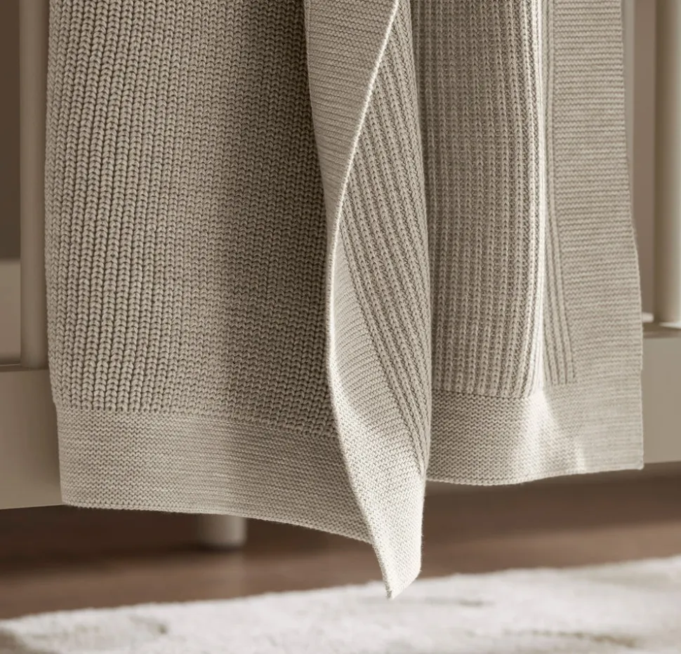 Ribbed Knit Baby Blanket in Heathered Oatmeal